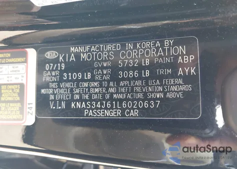 2020 Kia K900 Luxury from USA, damaged, VIN KNAS34J61L6020637